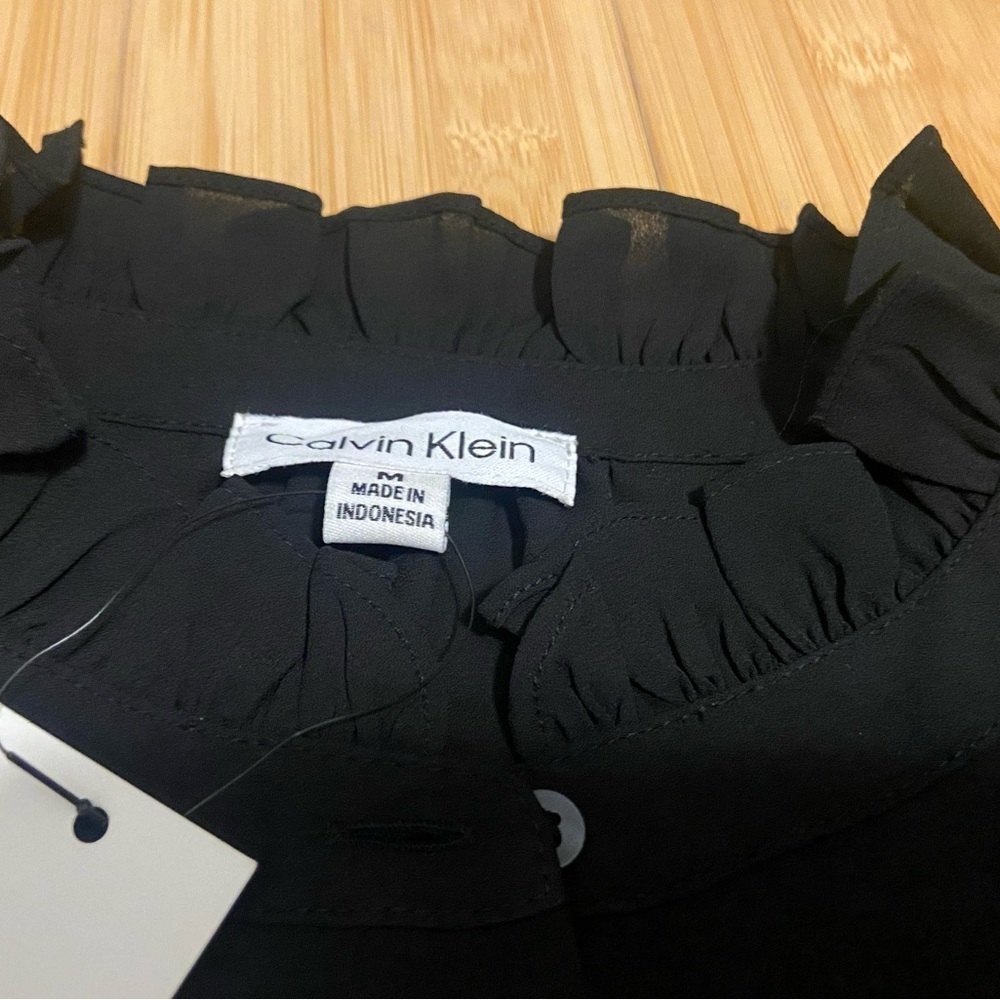 Calvin Klein Women's Flutter Sleeve Lightweight Black Button-Down Shirt - Picture 3 of 6